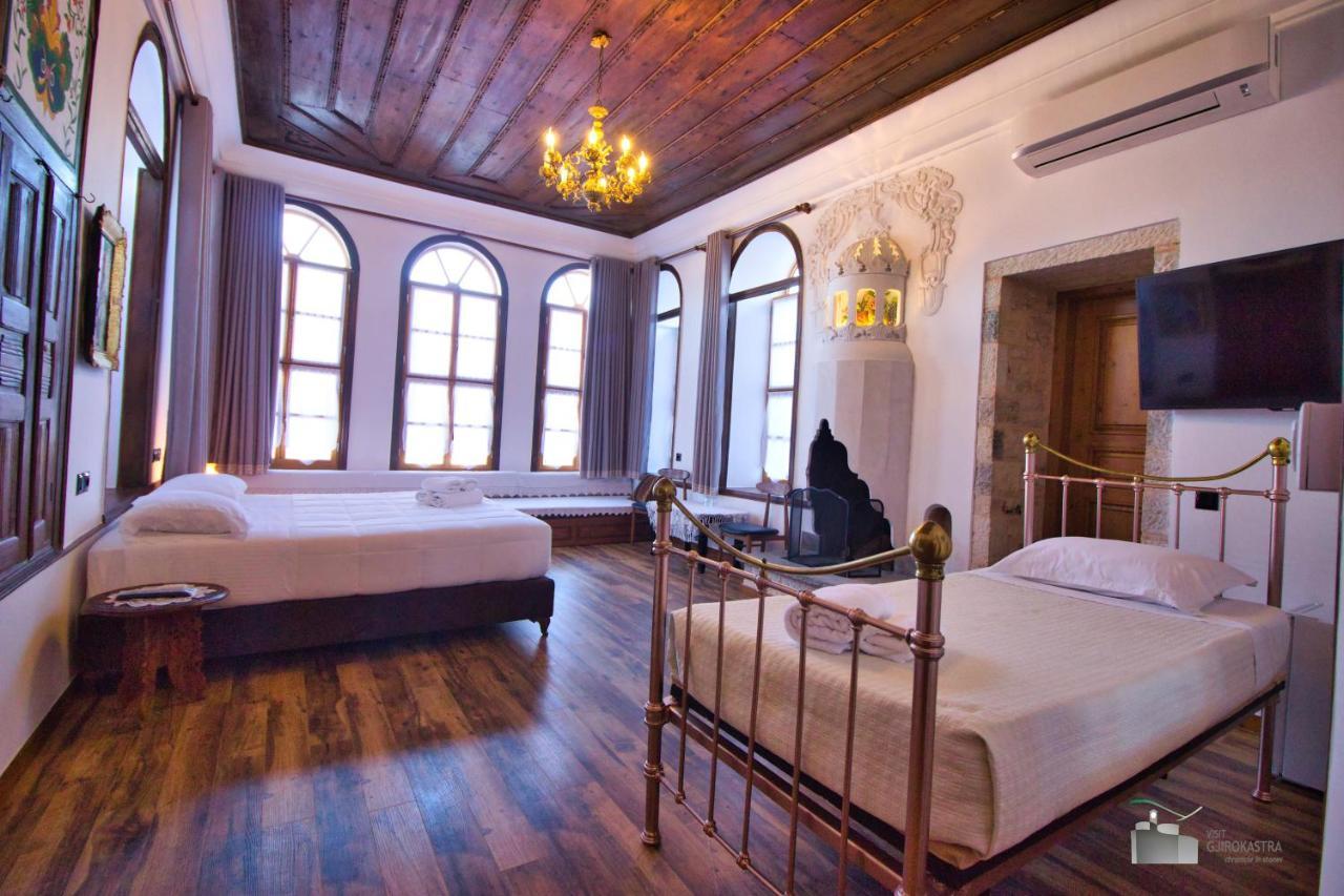Boutique Hotel Praga ジロカストラ エクステリア 写真