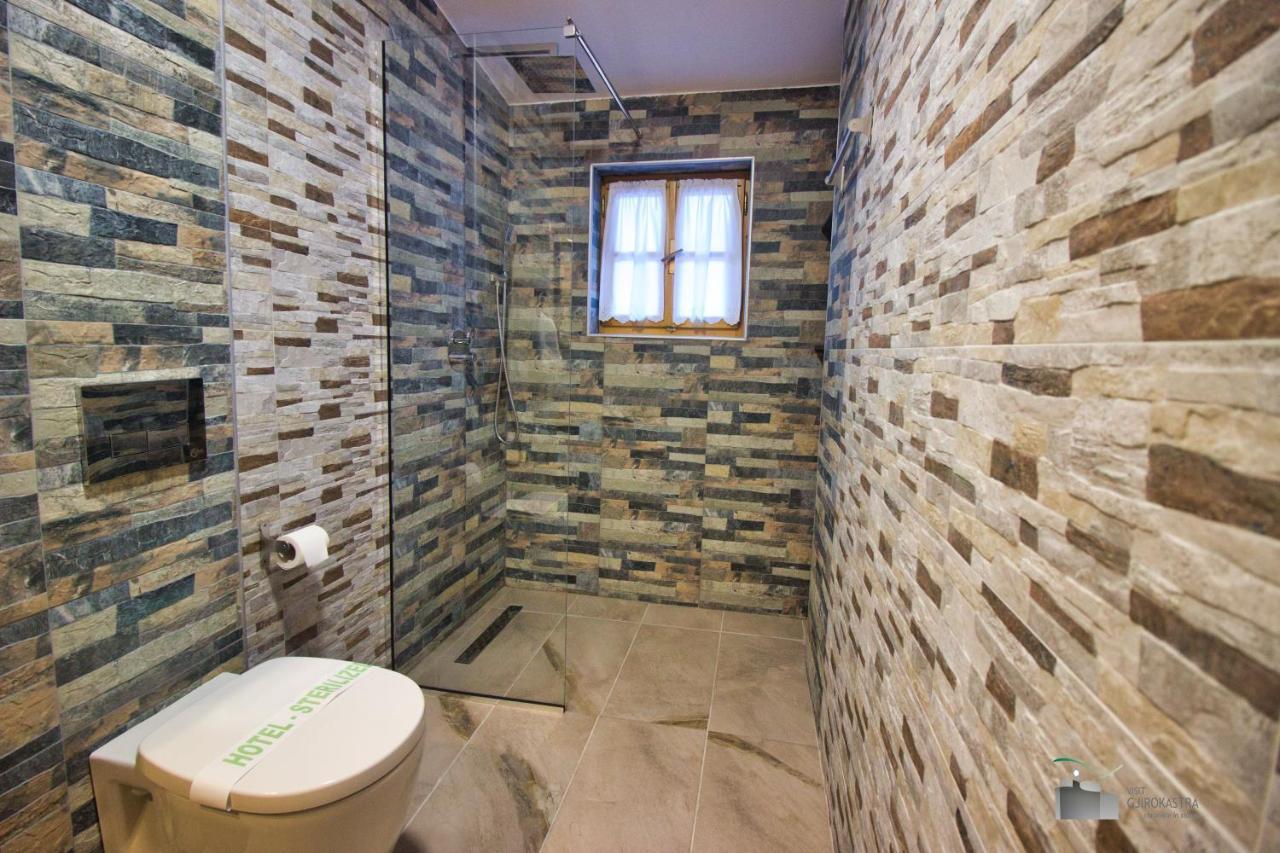 Boutique Hotel Praga ジロカストラ エクステリア 写真