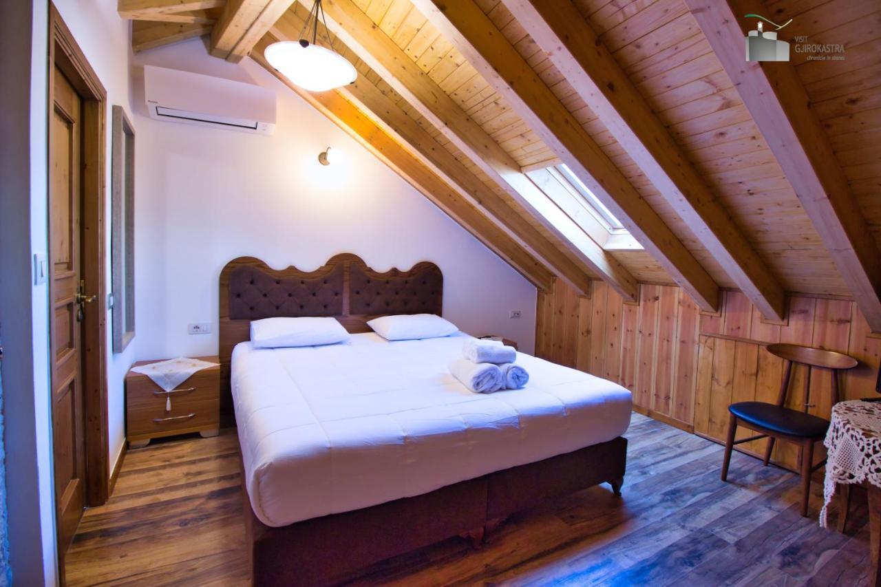 Boutique Hotel Praga ジロカストラ エクステリア 写真