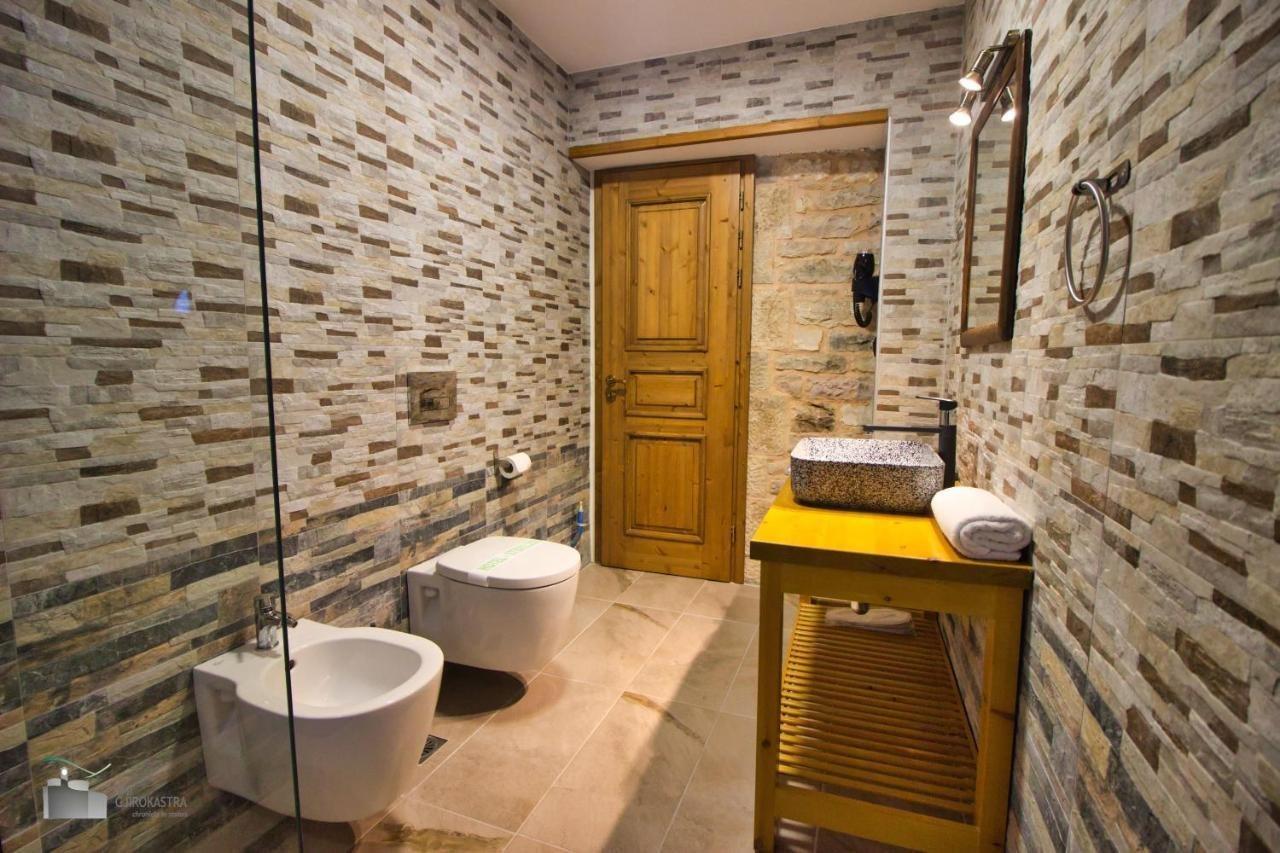 Boutique Hotel Praga ジロカストラ エクステリア 写真