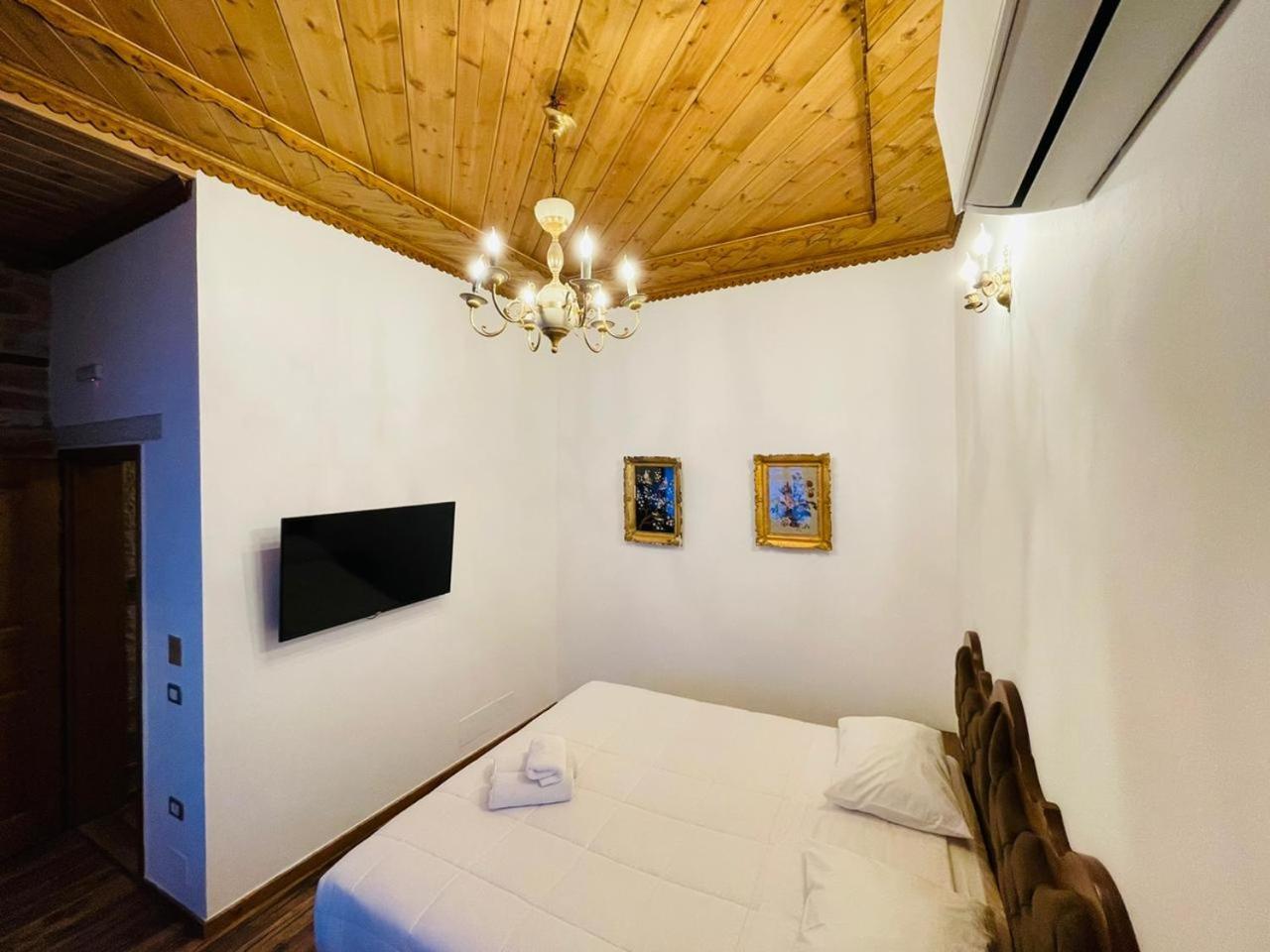 Boutique Hotel Praga ジロカストラ 部屋 写真