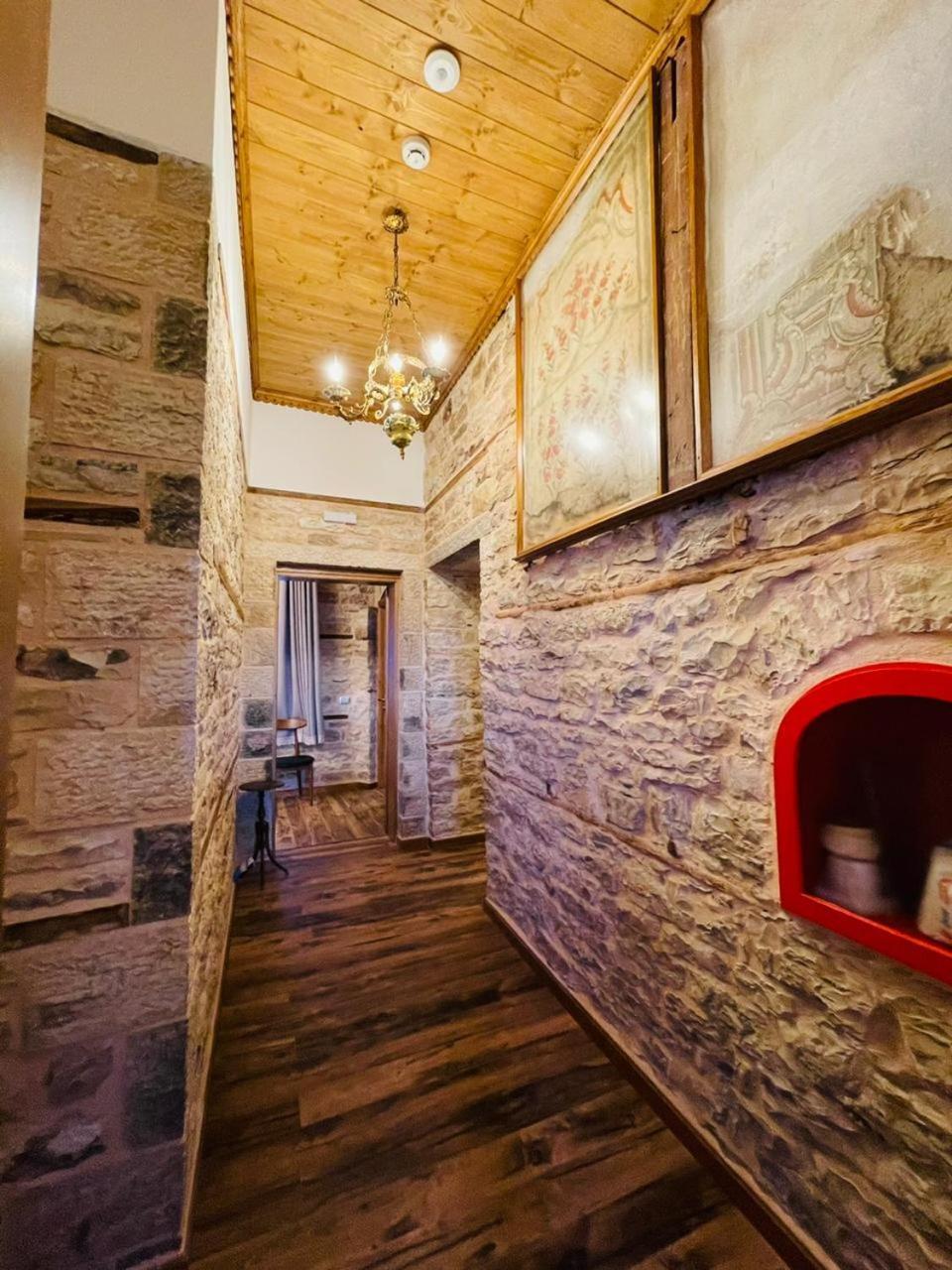 Boutique Hotel Praga ジロカストラ 部屋 写真