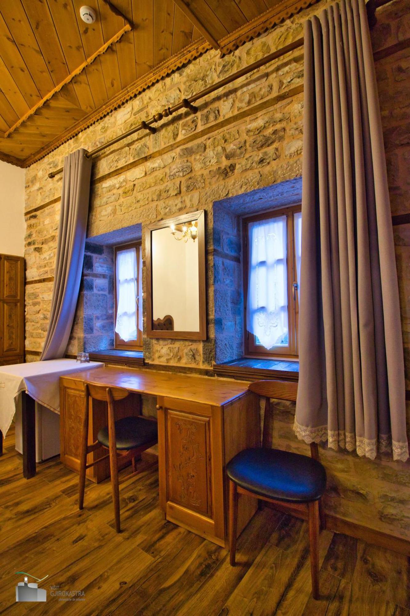 Boutique Hotel Praga ジロカストラ 部屋 写真
